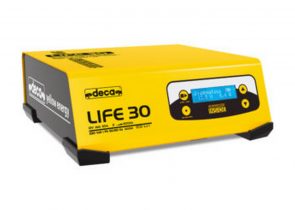 stabilizator napona i punjač akumulatora life 30 330500