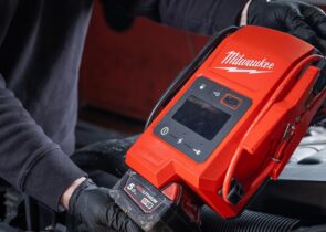 Milwaukee prijenosni starter 12V, M18JS2000-0, bez baterije, 2000 A