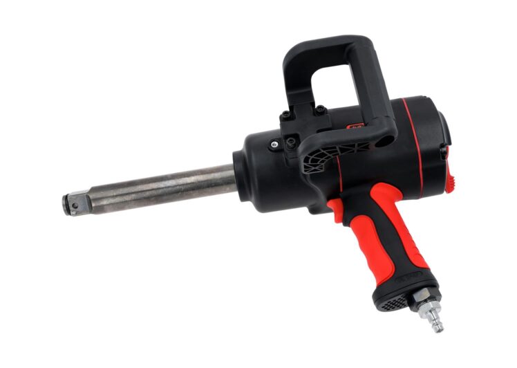 Pneumatski udarni odvijač